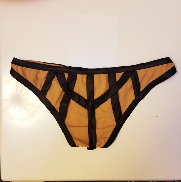 Beach Bunny Bathing Suit - Picture 4 of 4